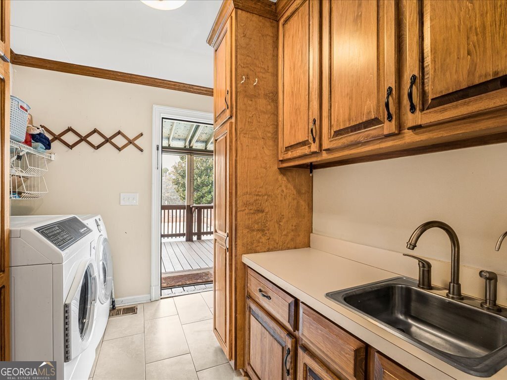 652 Mccready Drive Dallas GA 30157