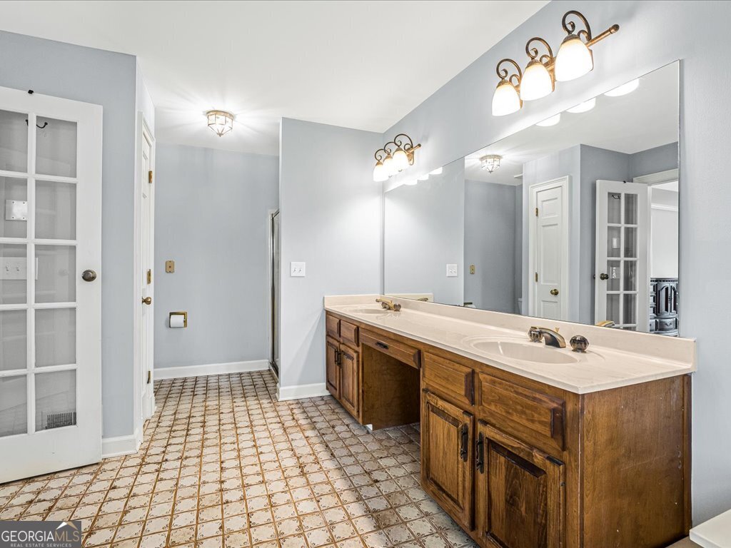 652 Mccready Drive Dallas GA 30157
