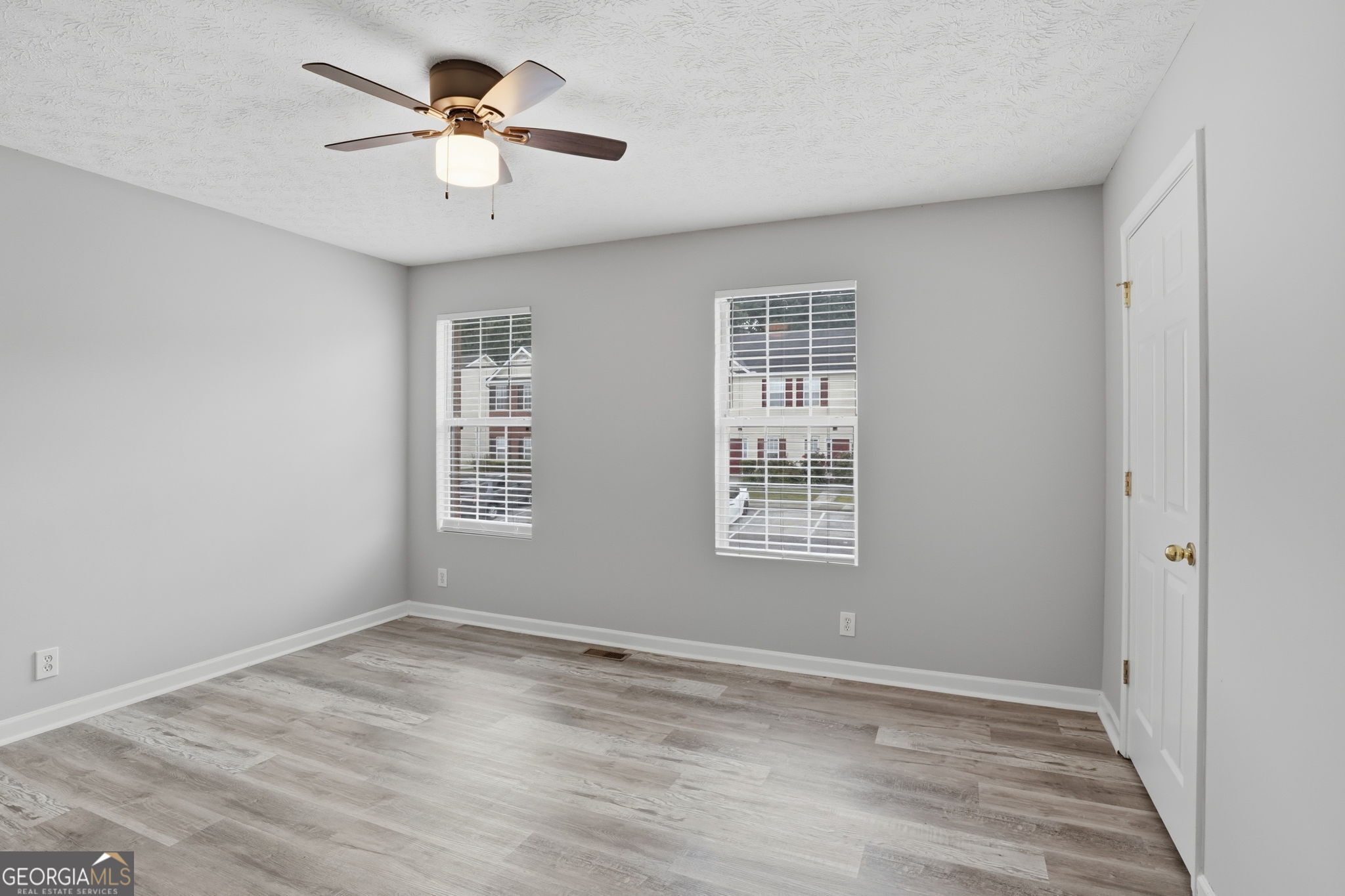 4210 Oakwood Road Oakwood GA 30566