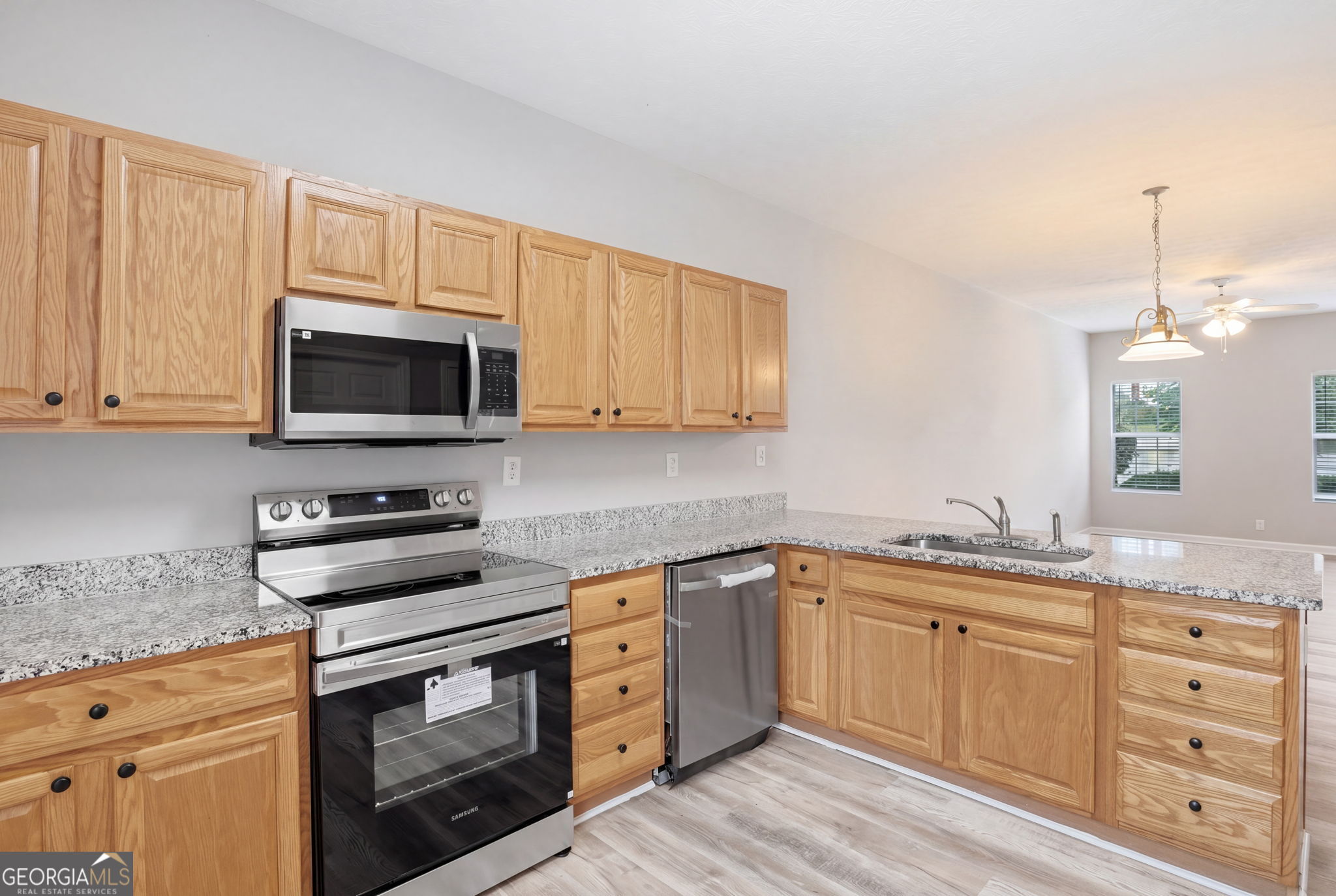 4210 Oakwood Road Oakwood GA 30566