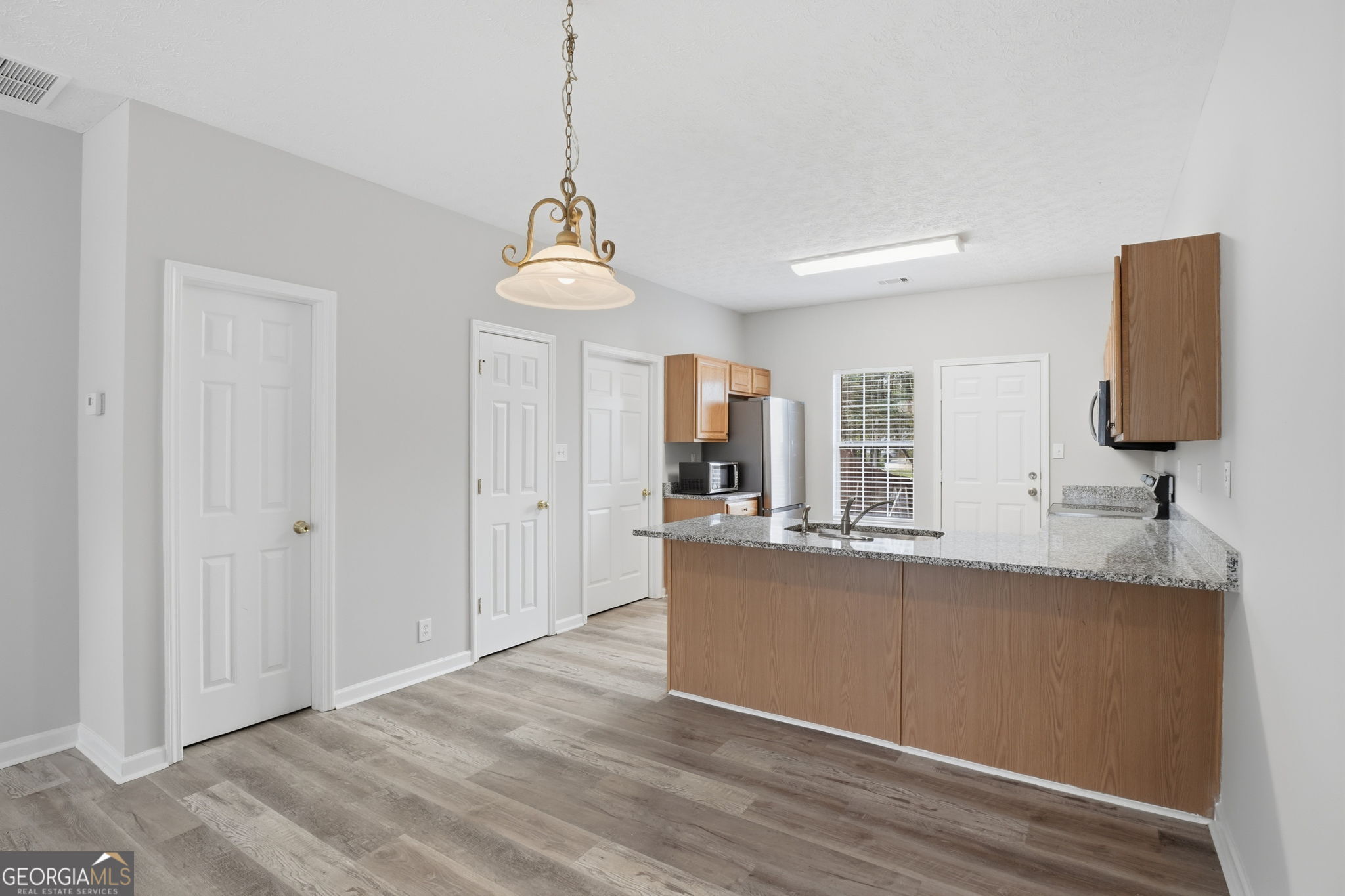 4210 Oakwood Road Oakwood GA 30566