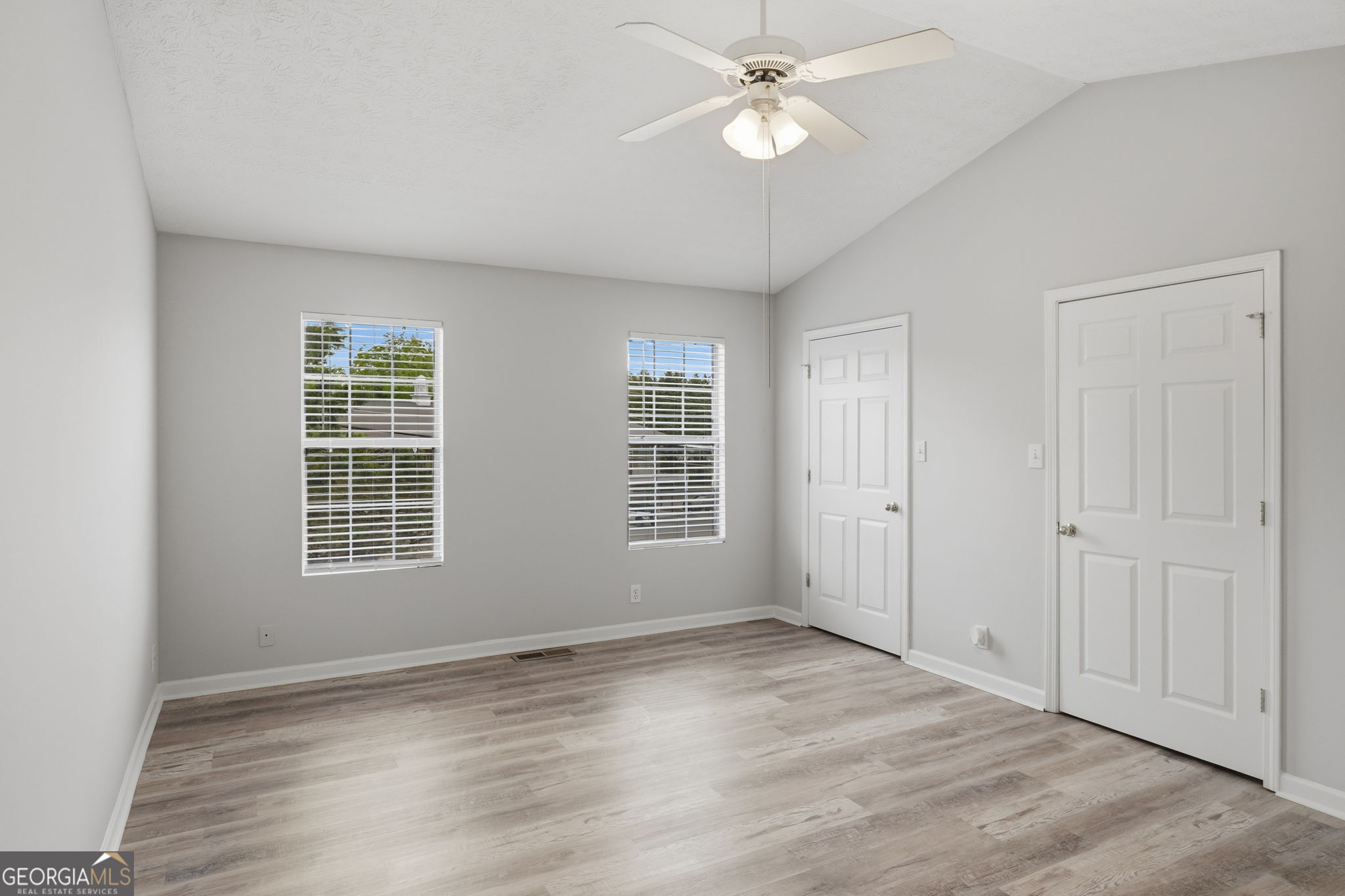 4210 Oakwood Road Oakwood GA 30566