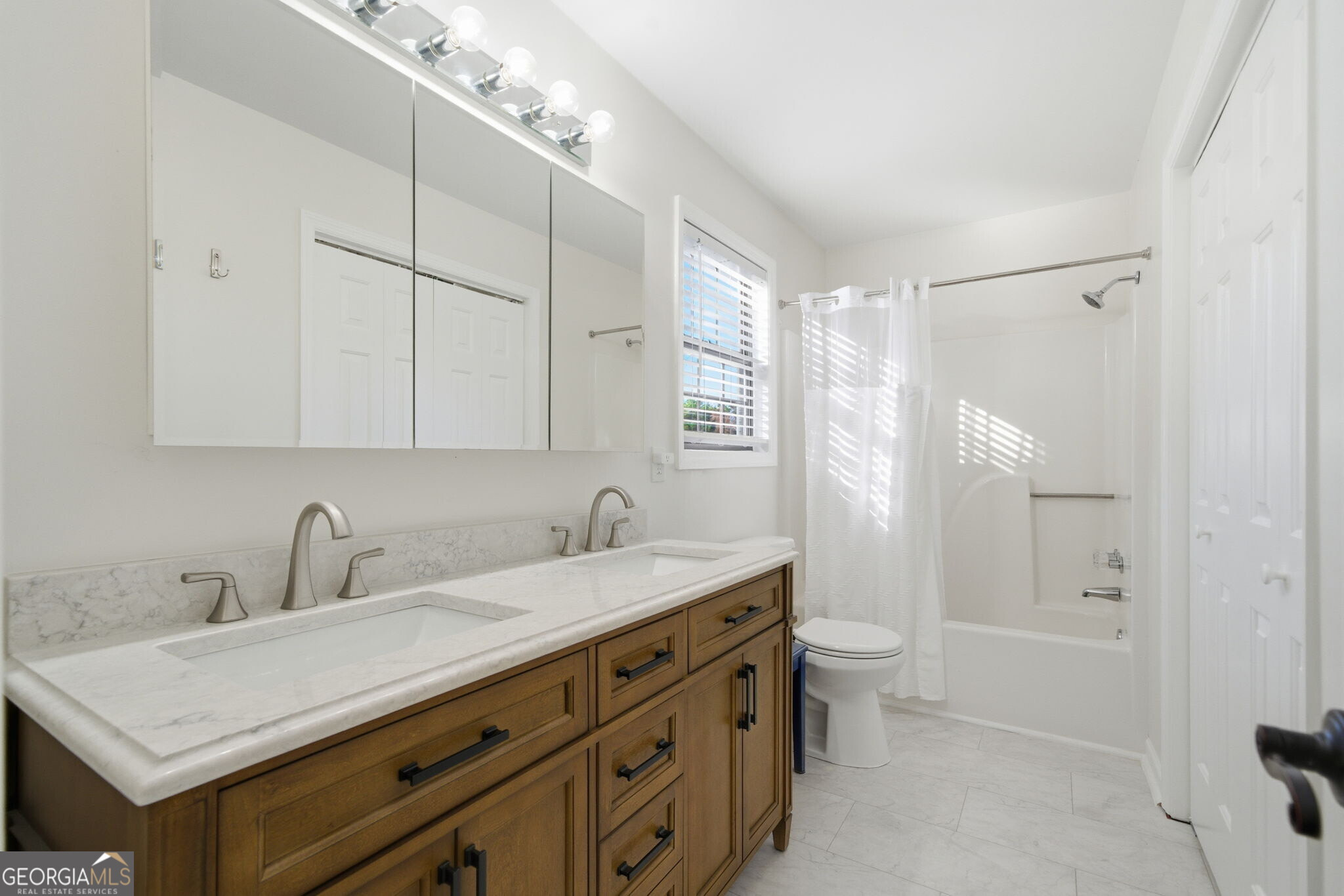 17 Riverview Court SE Cartersville GA 30120