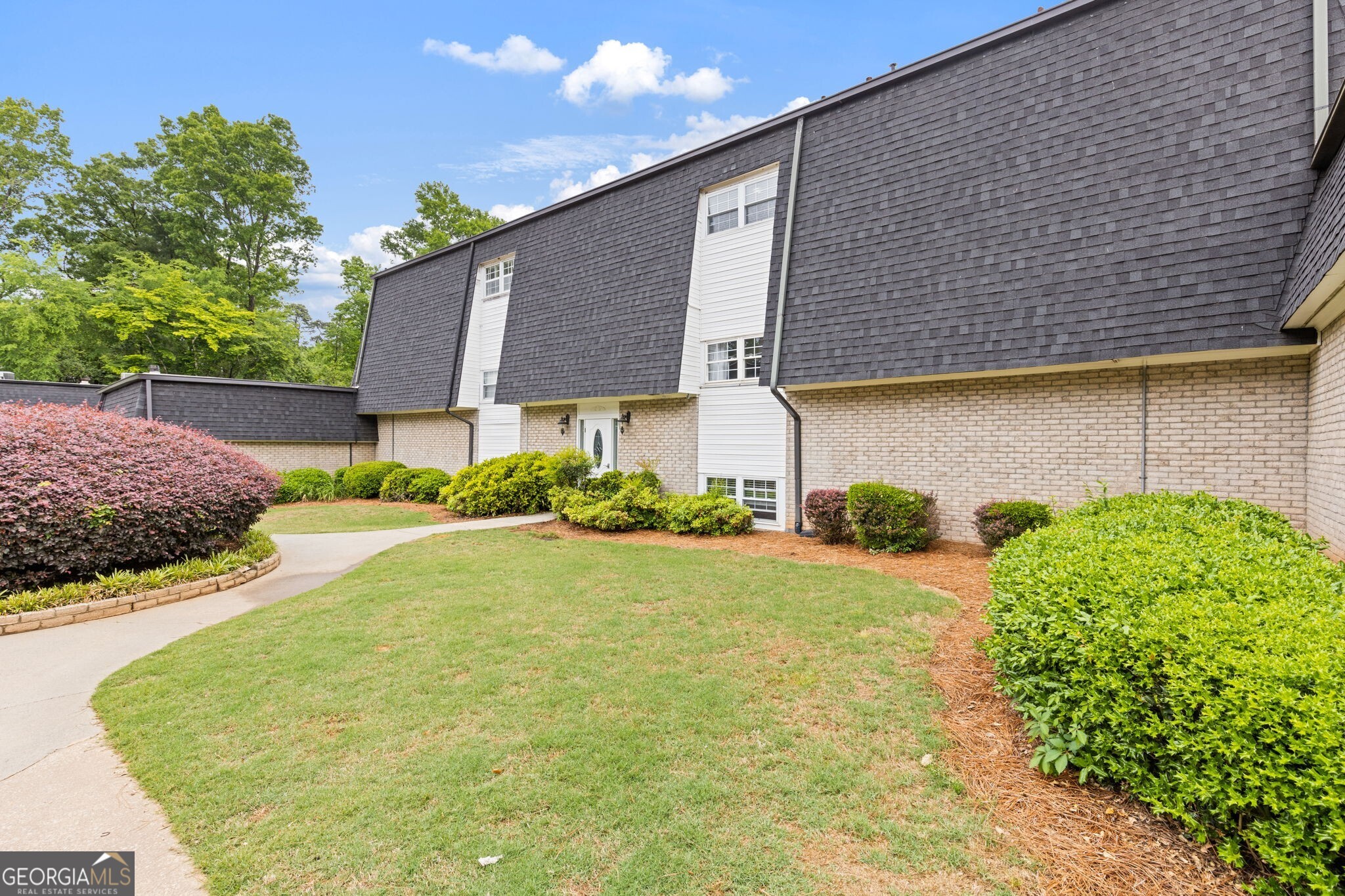 5145 Chemin De Vie Atlanta GA 30342