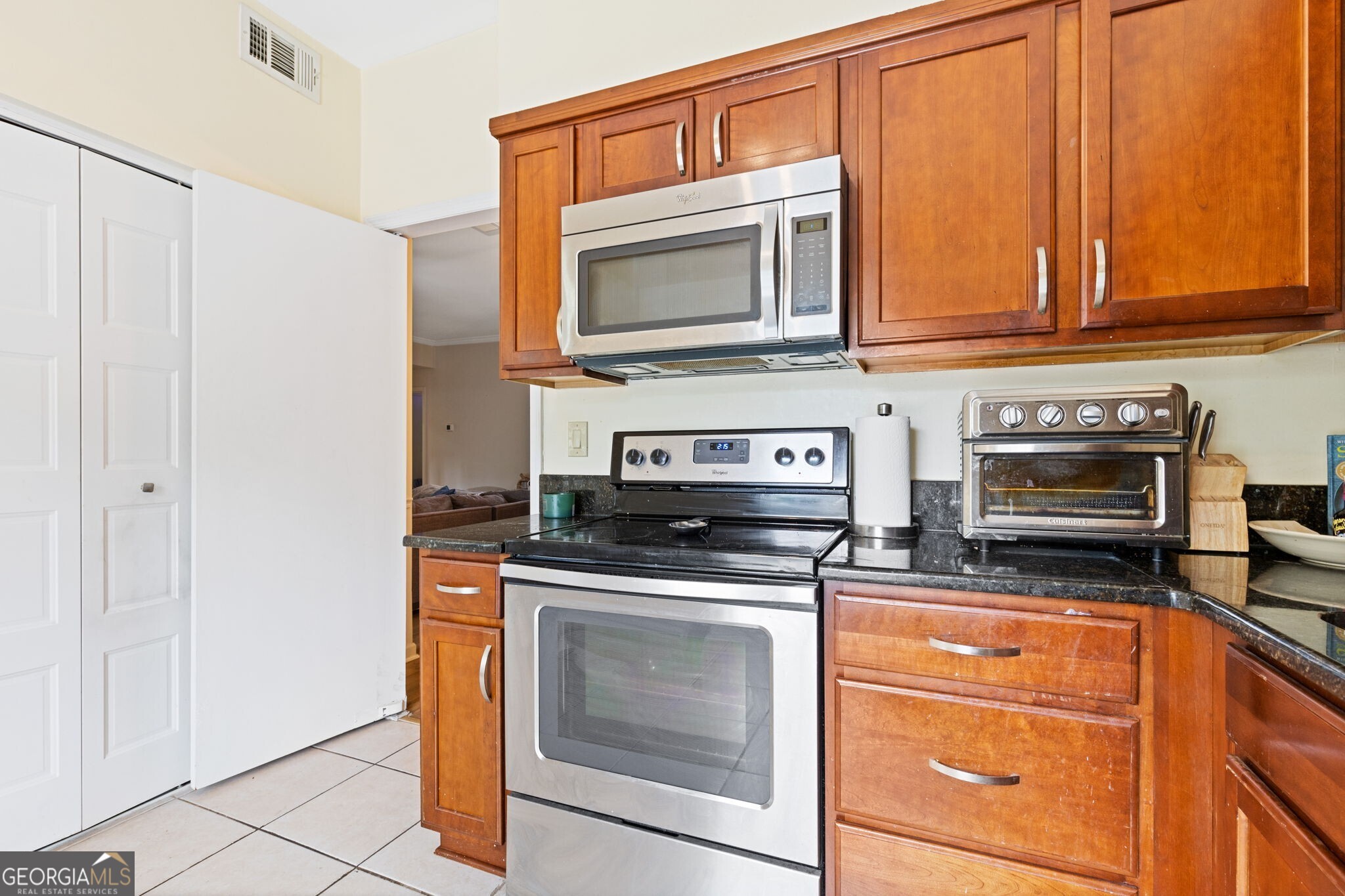 5145 Chemin De Vie Atlanta GA 30342