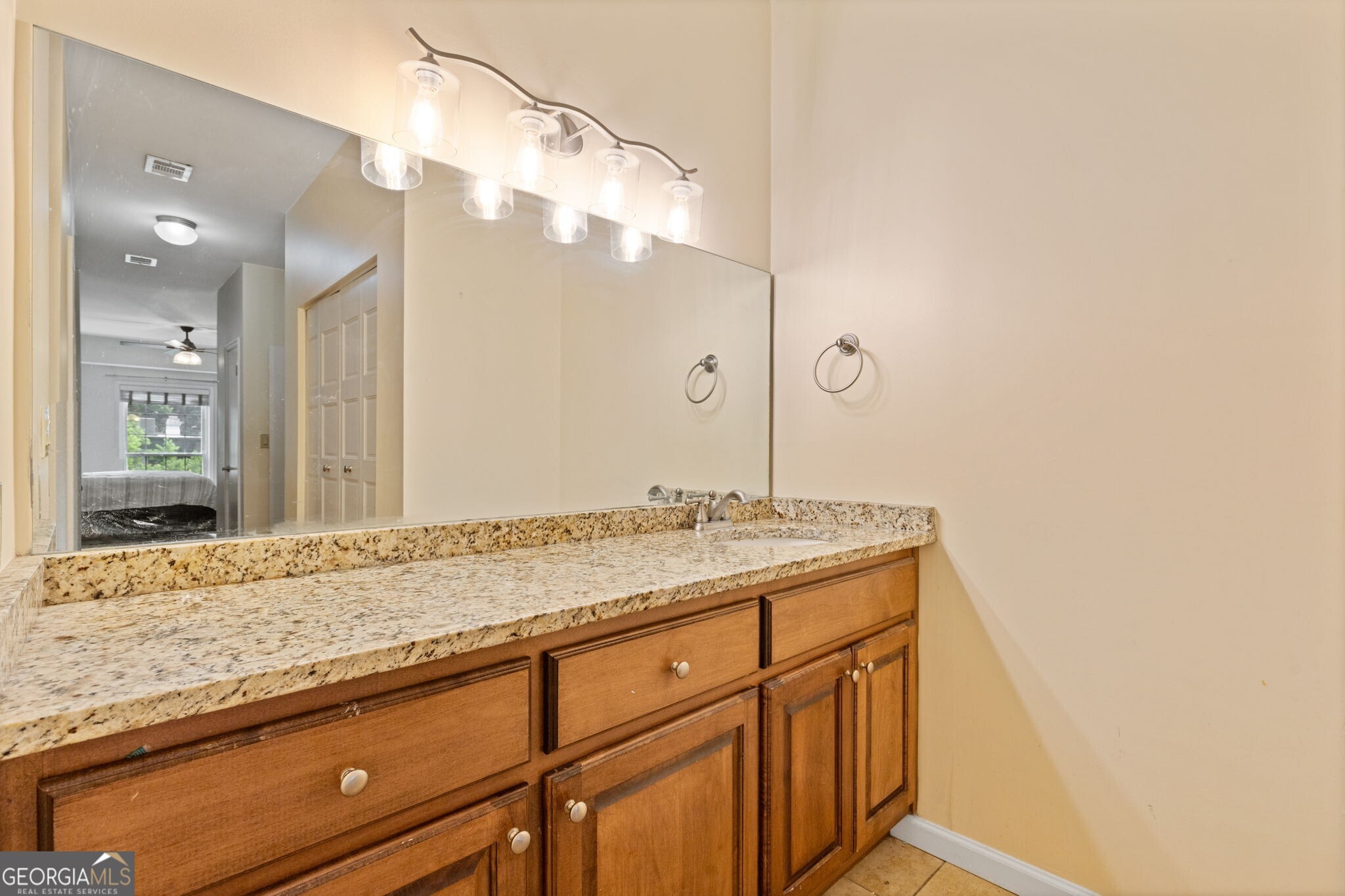 5145 Chemin De Vie Atlanta GA 30342
