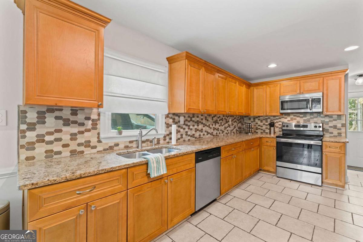 2085 Harold Avenue SE Smyrna GA 30080