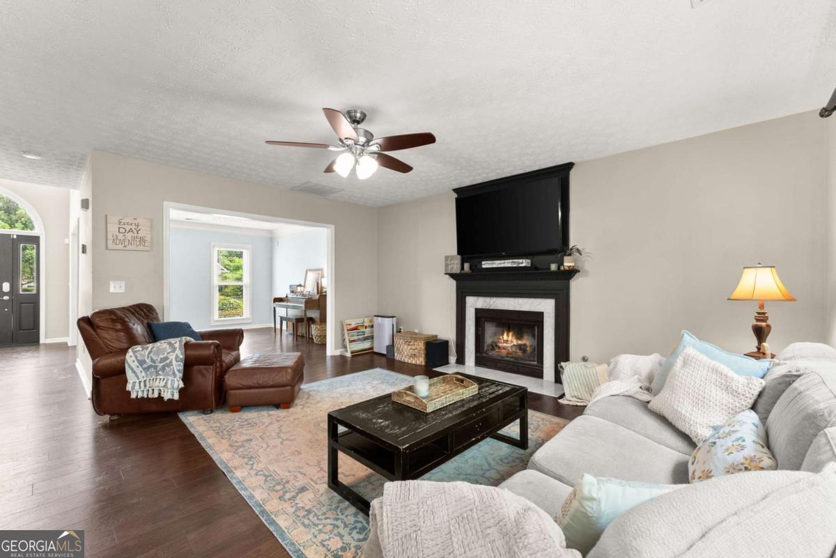1165 Evergreen Oak Way Dacula GA 30019