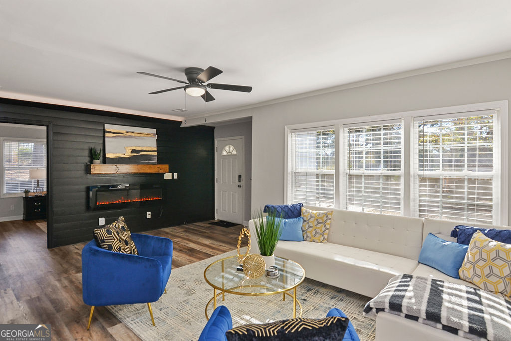 1917 Spring Avenue East Point GA 30344