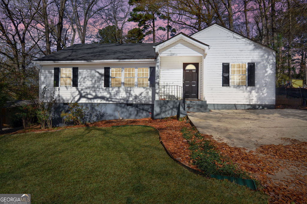 1917 Spring Avenue East Point GA 30344