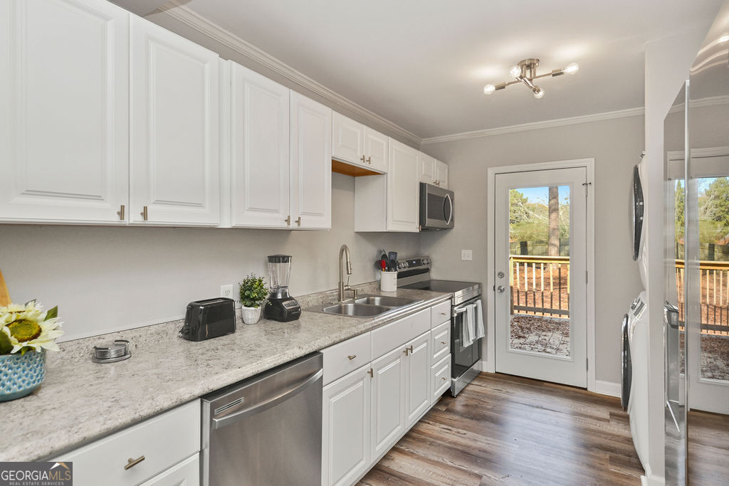1917 Spring Avenue East Point GA 30344