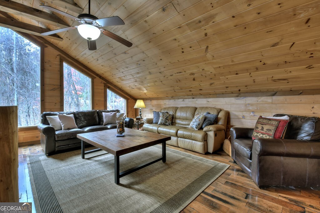 840 Deer Crest Road Blue Ridge GA 30513