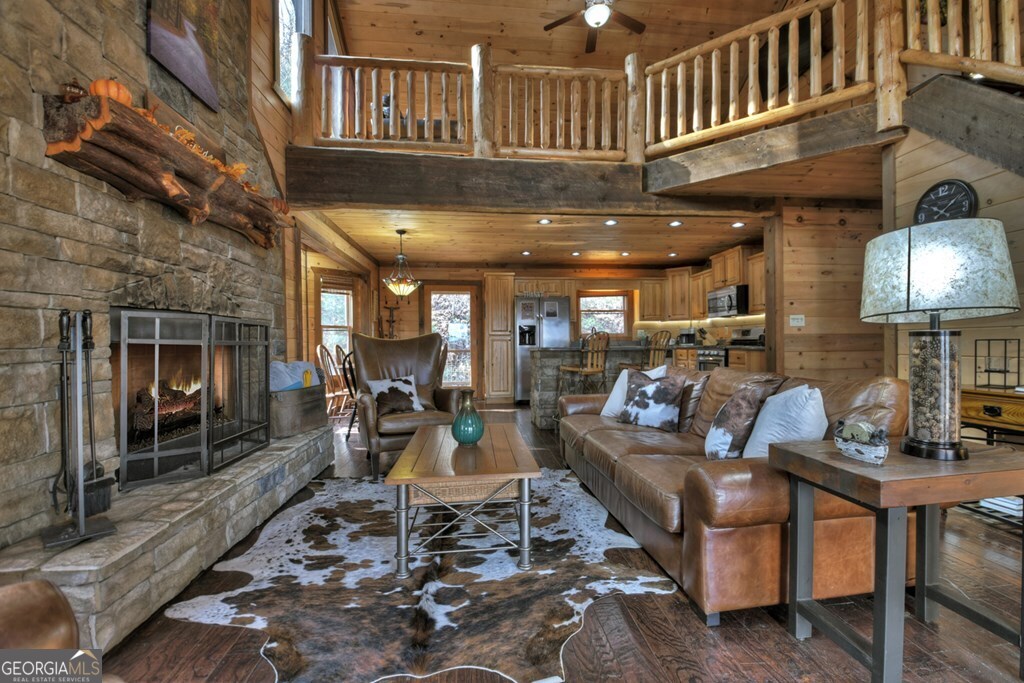 840 Deer Crest Road Blue Ridge GA 30513