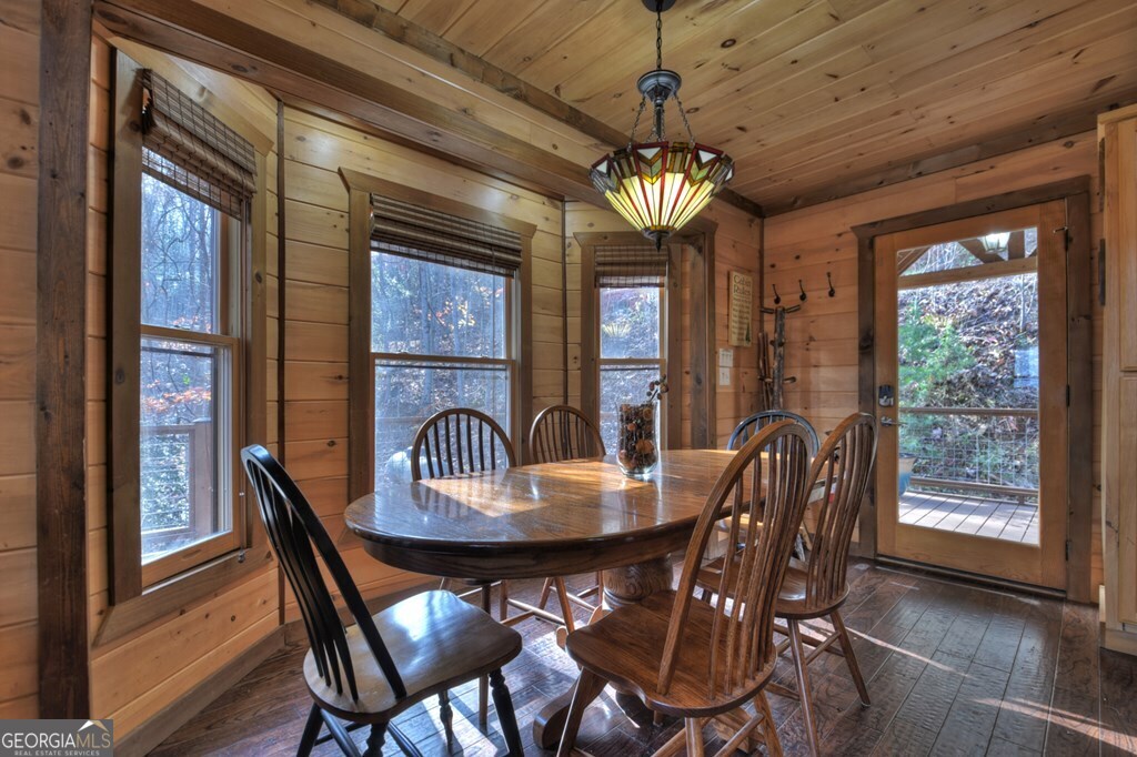840 Deer Crest Road Blue Ridge GA 30513