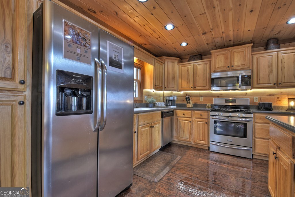 840 Deer Crest Road Blue Ridge GA 30513