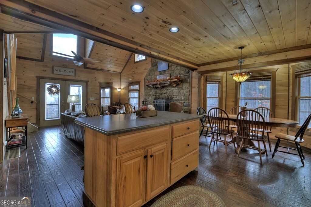 840 Deer Crest Road Blue Ridge GA 30513
