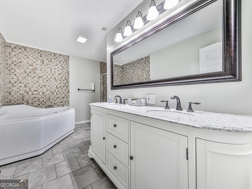 617 Crippled Oak Trail Jasper GA 30143