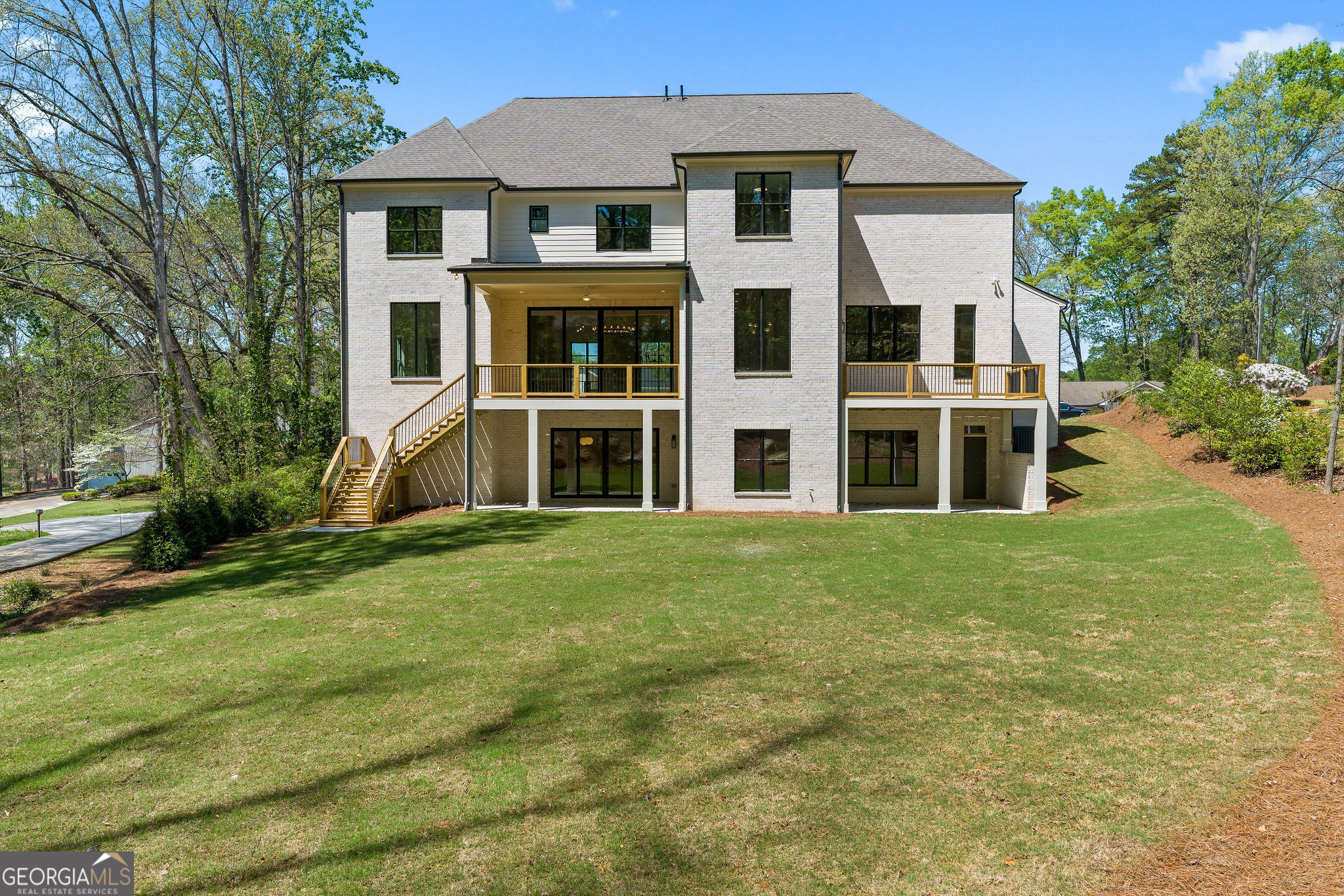 816 Hillwood Drive Marietta GA 30068