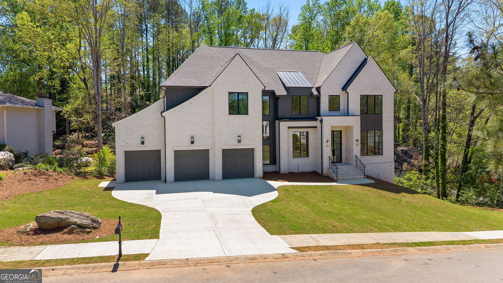 816 Hillwood Drive Marietta GA 30068