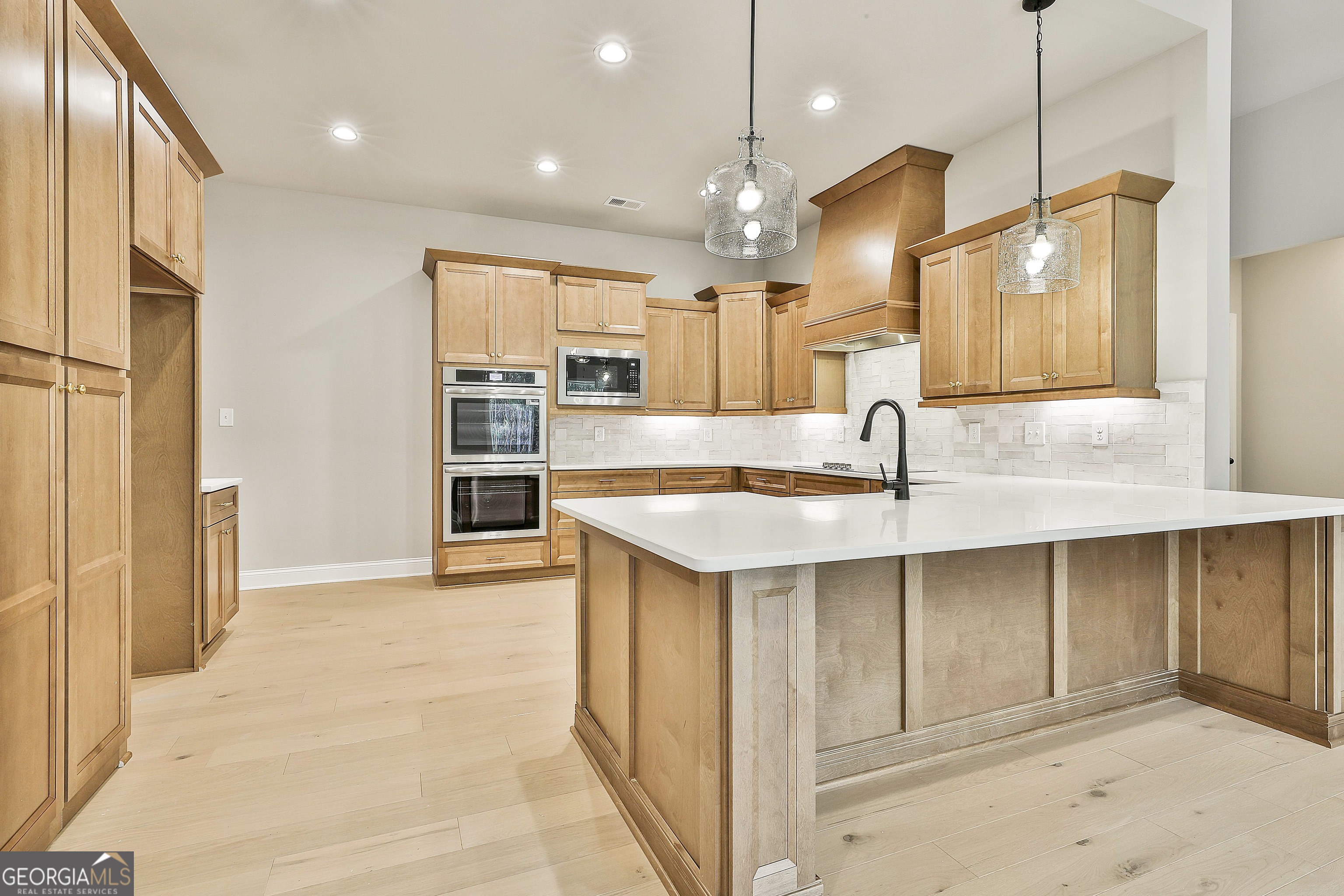 16 Nelson Way Williamson GA 30292
