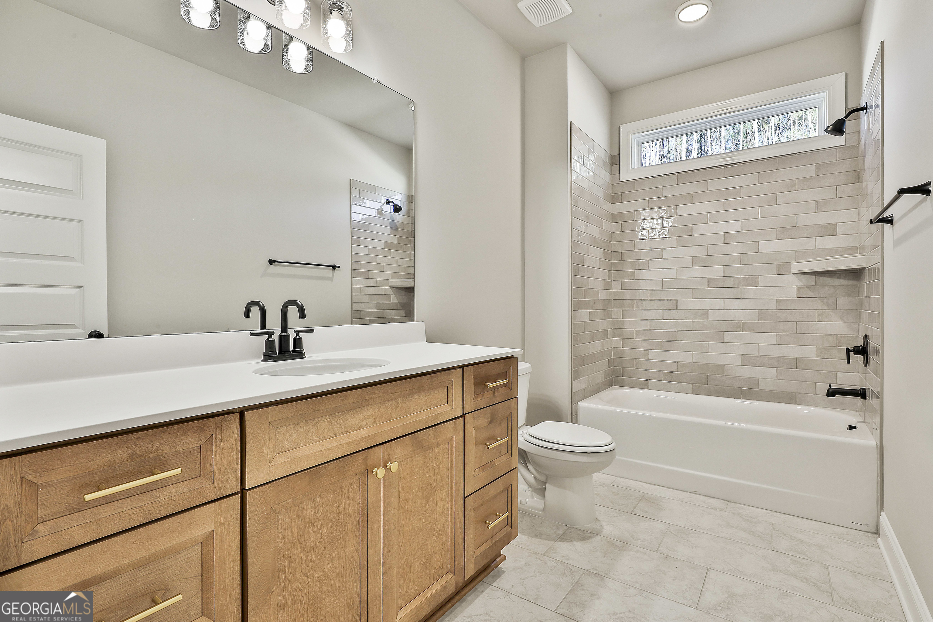 16 Nelson Way Williamson GA 30292