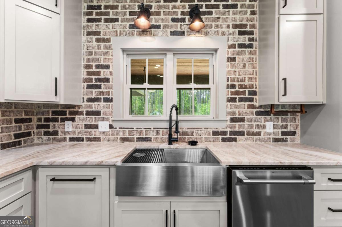 3583 Blue Jay Road Guyton GA 31312