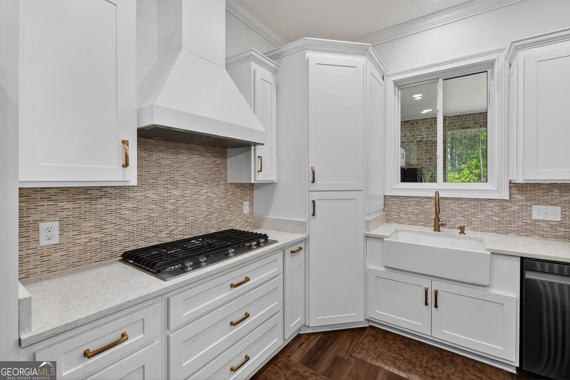 211 Sanford Drive Waverly GA 31565