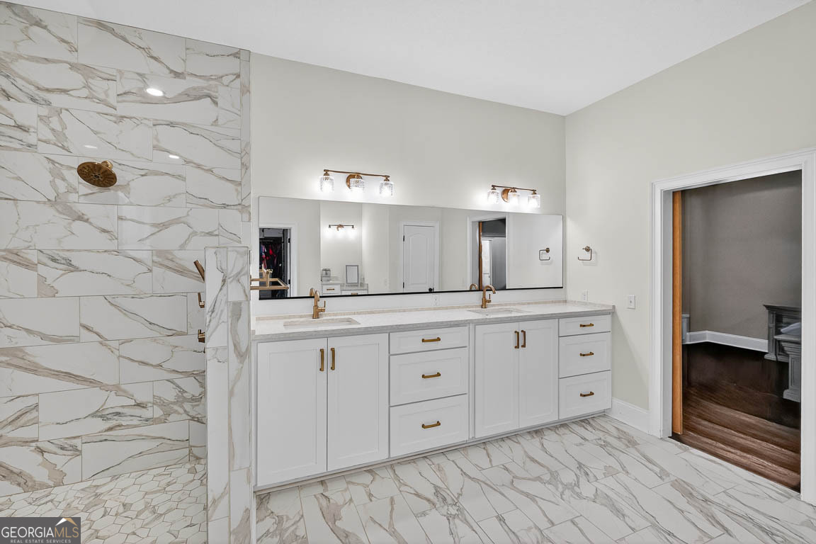 211 Sanford Drive Waverly GA 31565