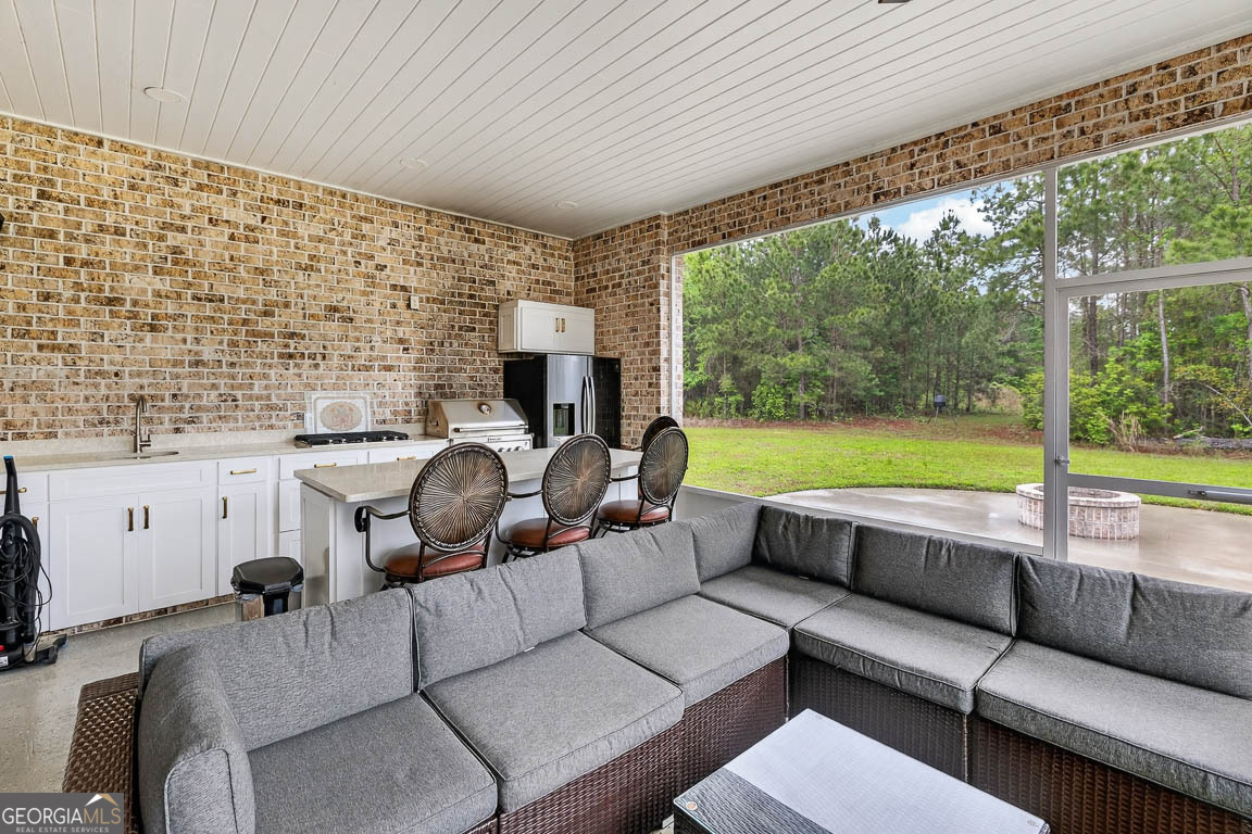 211 Sanford Drive Waverly GA 31565