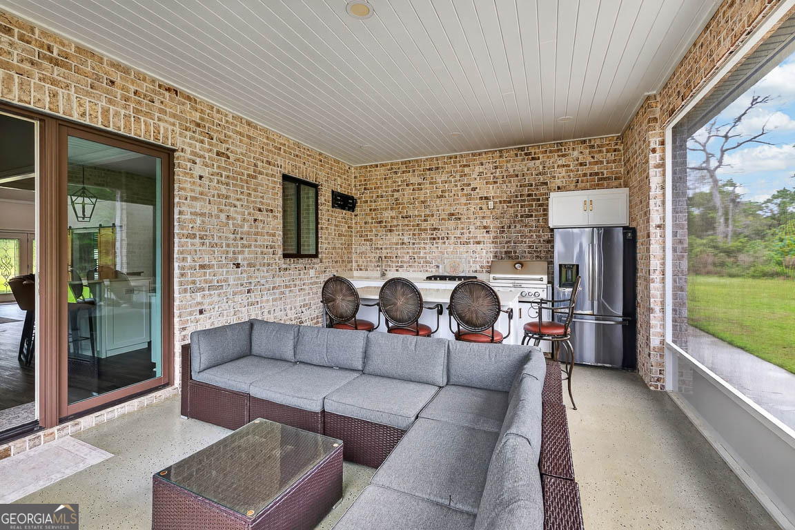 211 Sanford Drive Waverly GA 31565