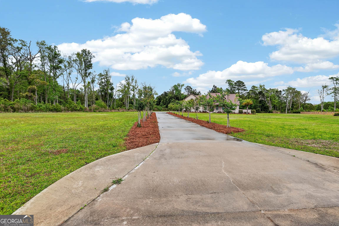 211 Sanford Drive Waverly GA 31565