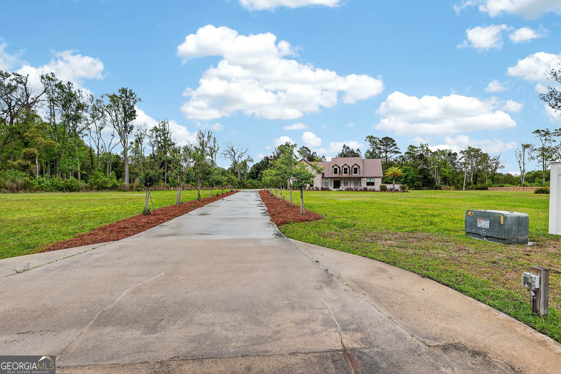 211 Sanford Drive Waverly GA 31565