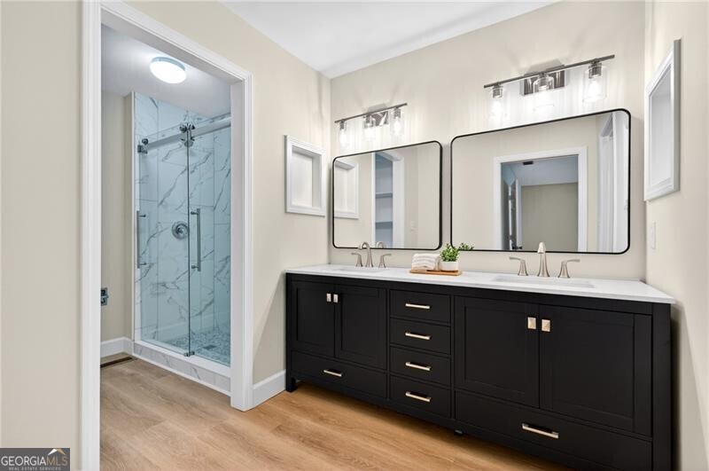 4590 Village Oaks Circle Dunwoody GA 30338