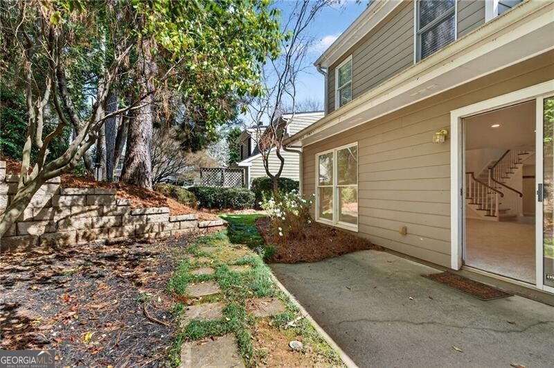 4590 Village Oaks Circle Dunwoody GA 30338