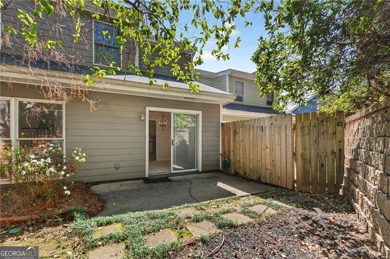 4590 Village Oaks Circle Dunwoody GA 30338