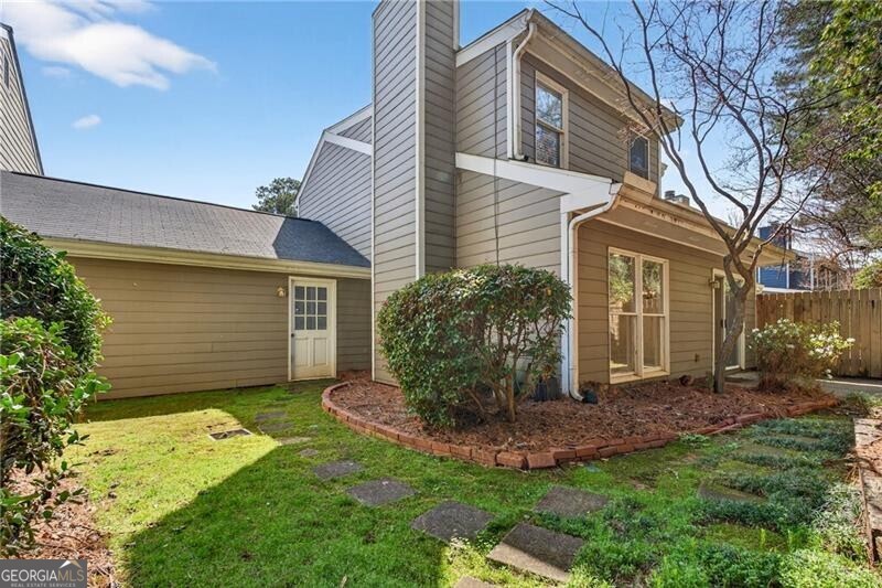 4590 Village Oaks Circle Dunwoody GA 30338