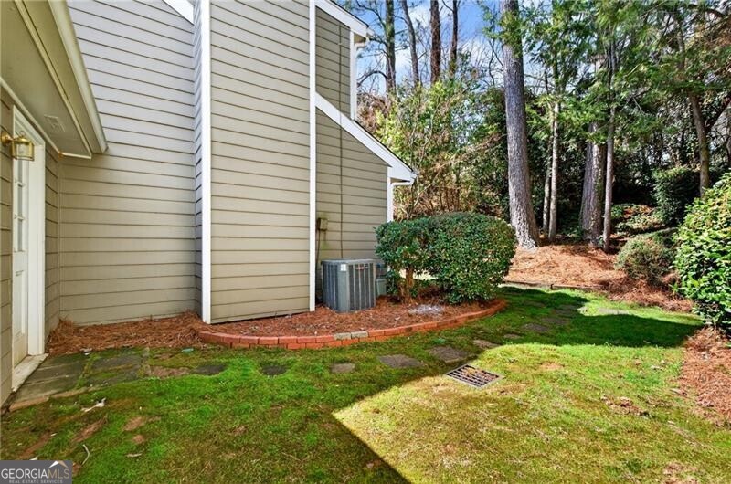 4590 Village Oaks Circle Dunwoody GA 30338