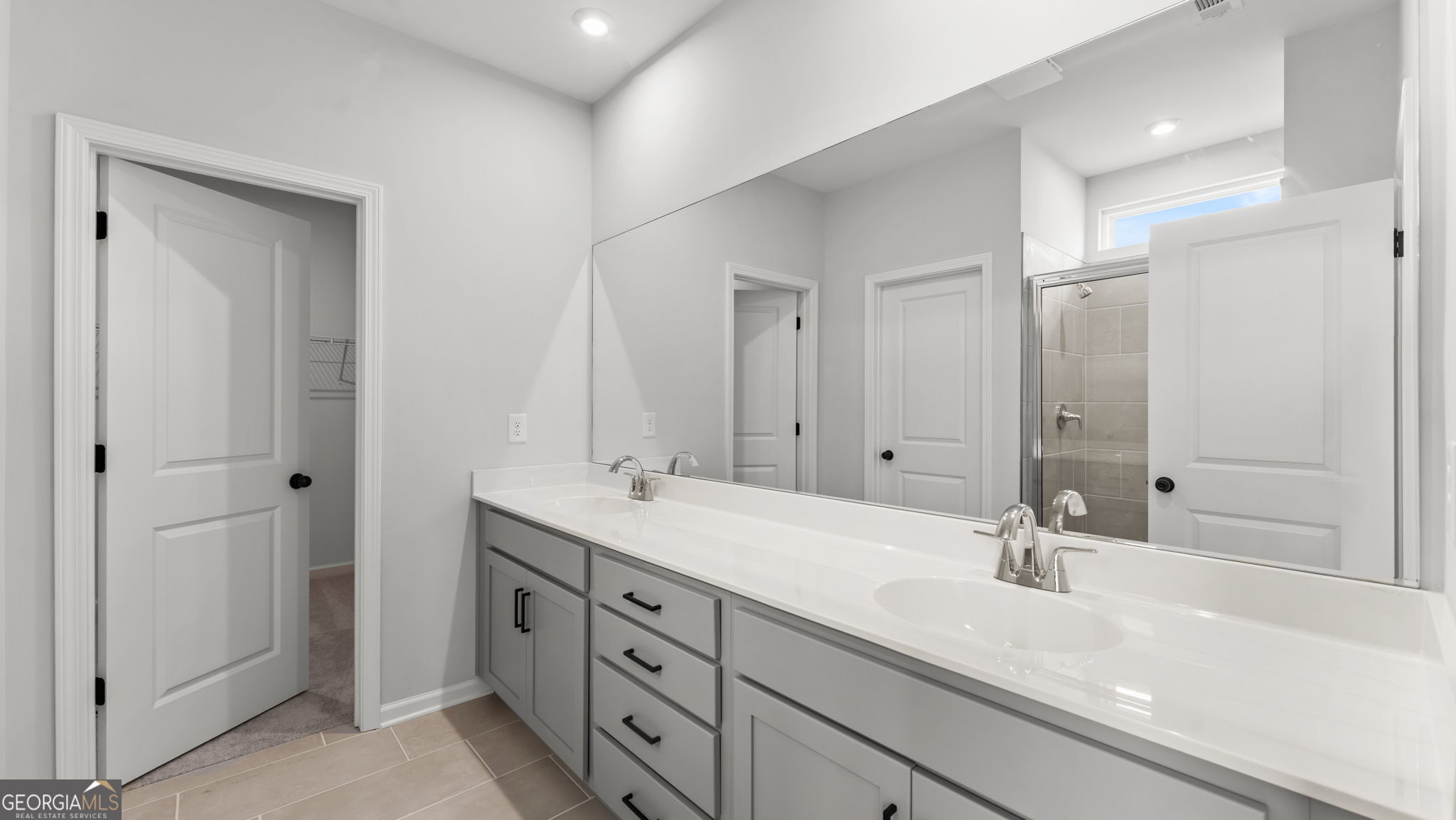 4326 Buttonwood Lane Lilburn GA 30047