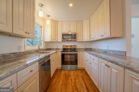 298 Faulkner Street Cleveland GA 30528