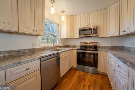 298 Faulkner Street Cleveland GA 30528