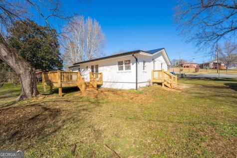 298 Faulkner Street Cleveland GA 30528