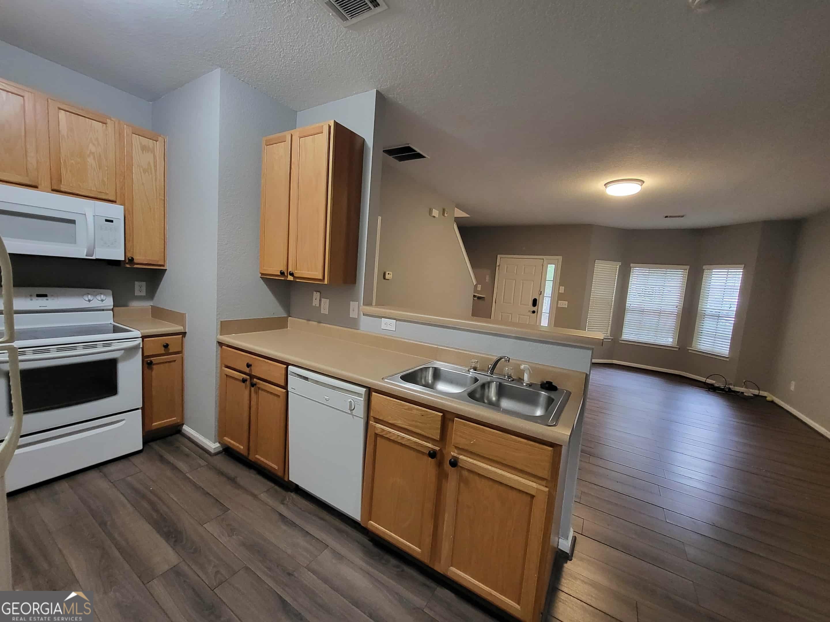 394 Brookview Drive Riverdale GA 30274