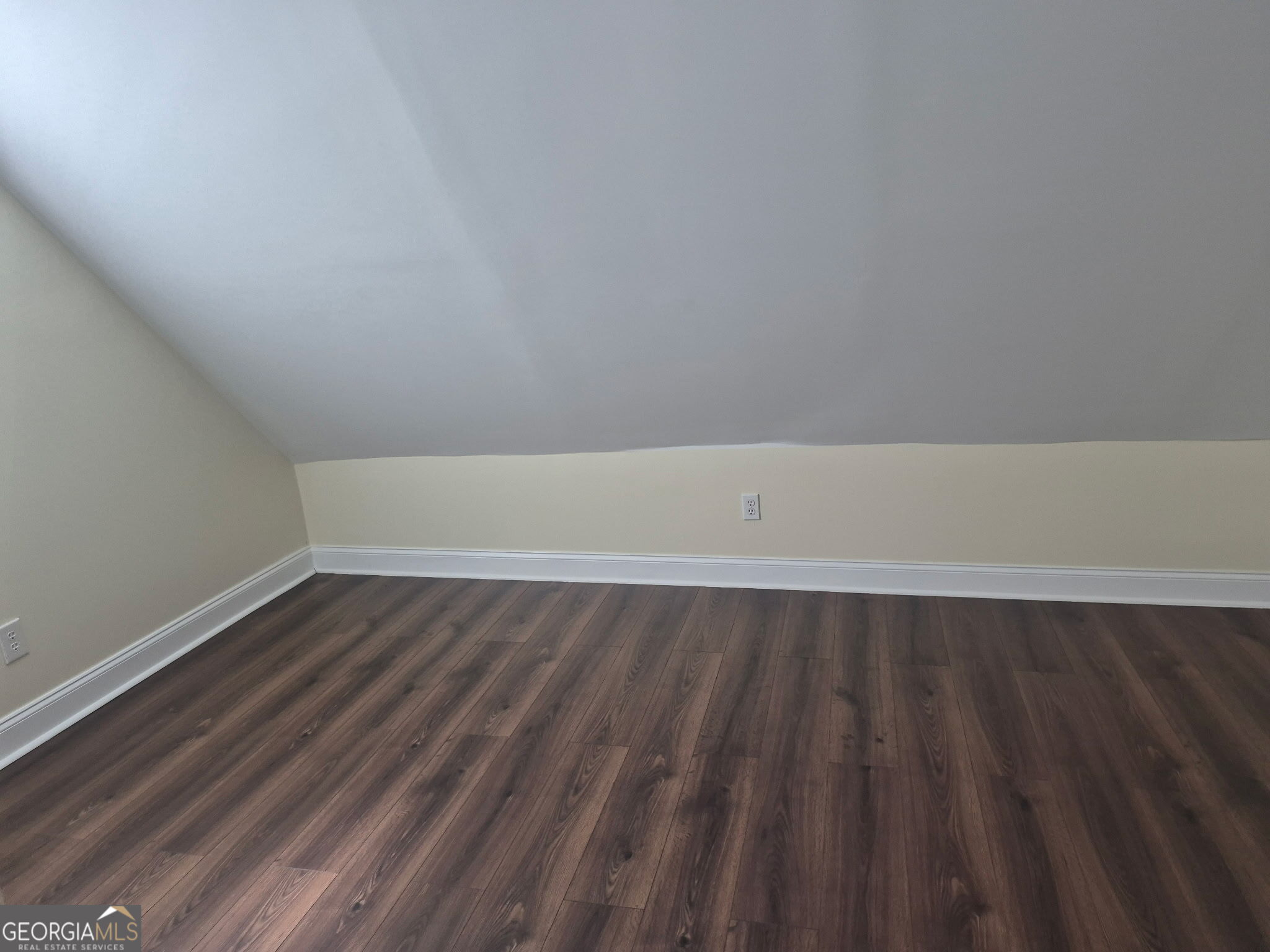395 S Elm Street Commerce GA 30529