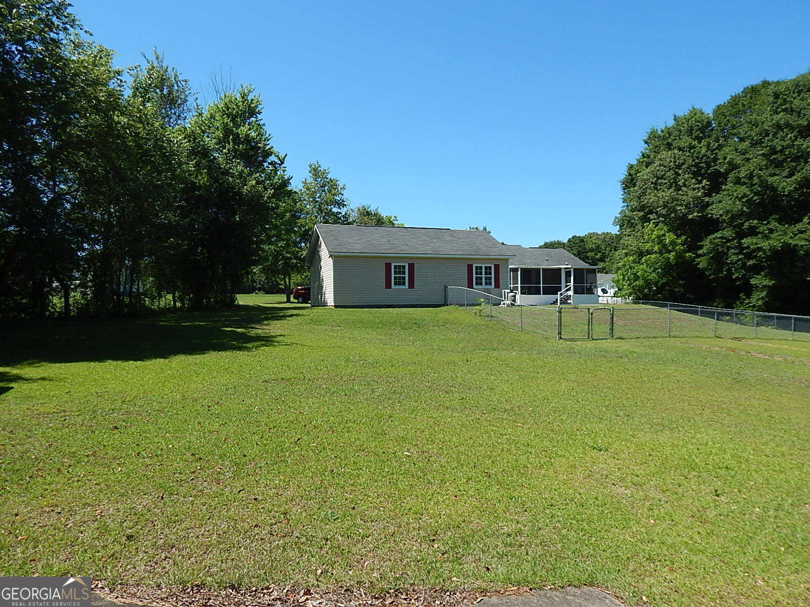 589 Burnett Road Byron GA 31008
