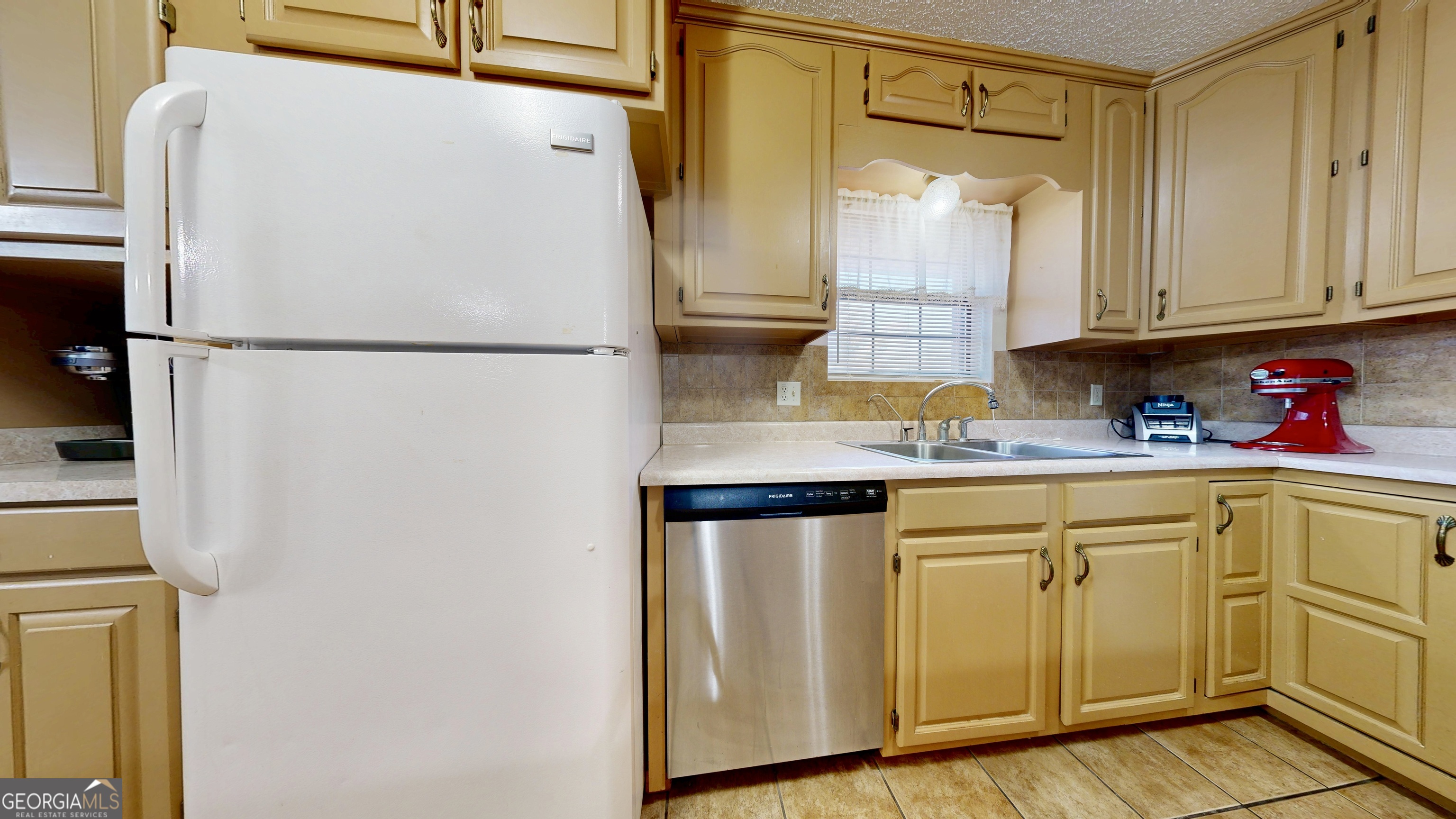 131 Fawn Lane Blackshear GA 31516
