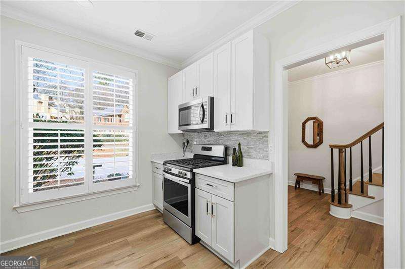 137 Weatherburne Drive Roswell GA 30076