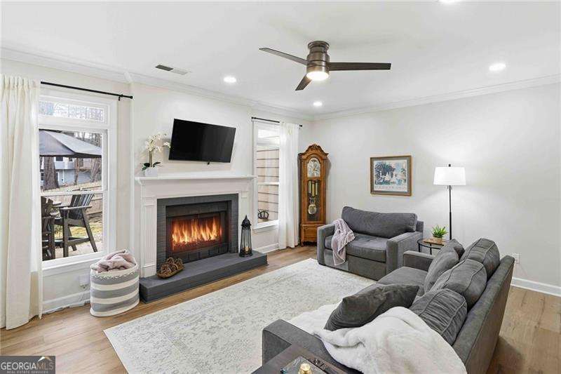 137 Weatherburne Drive Roswell GA 30076