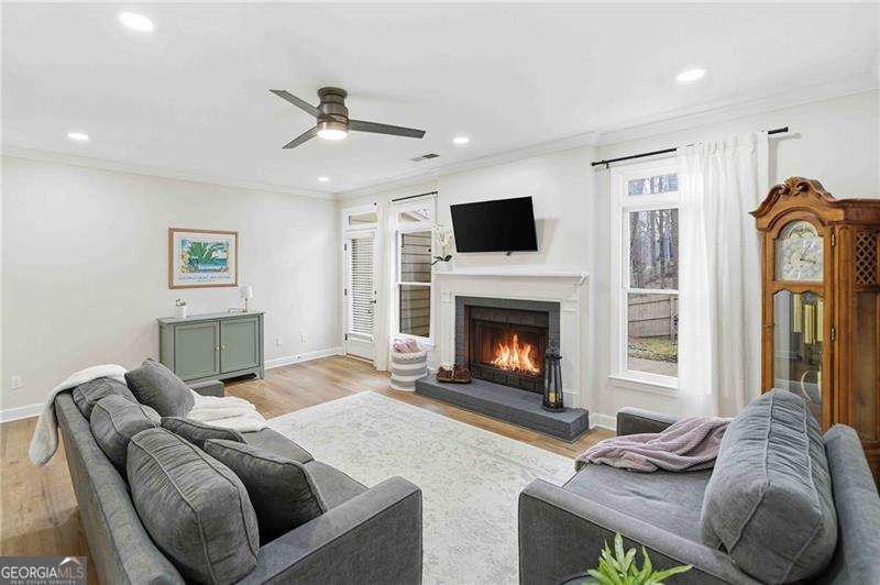 137 Weatherburne Drive Roswell GA 30076