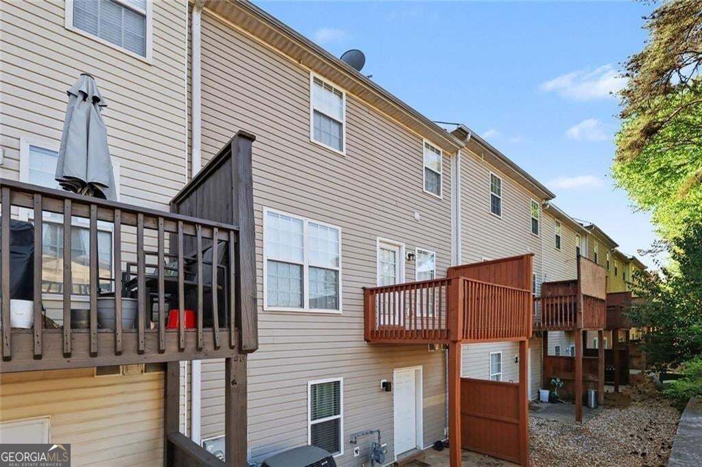2402 Beaver Falls Drive NW Norcross GA 30071