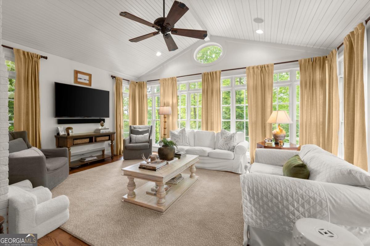 4613 Crepe Myrtle Circle SE Marietta GA 30067